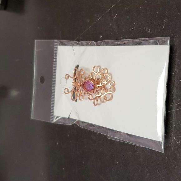 Electroplated cubic zirconia wire wrap necklace - Picture 4 of 4